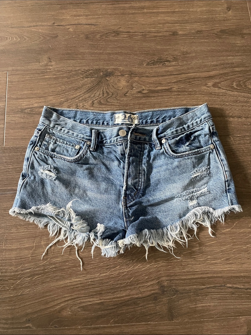 We The Free Distressed Light Blue Denim Shorts, Button Closure, Size 26